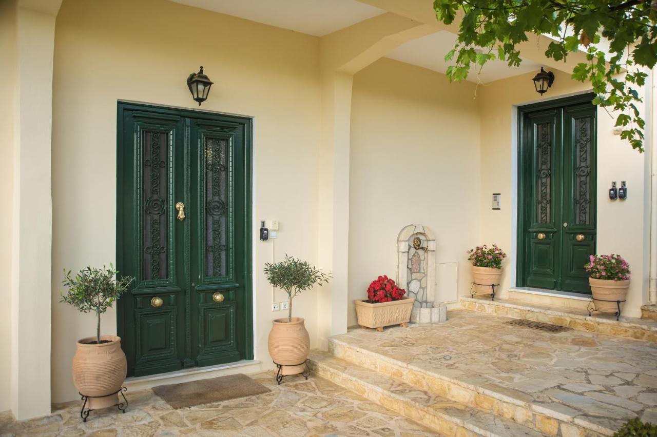 Elia Apartments Chrisso Delphi Exterior photo